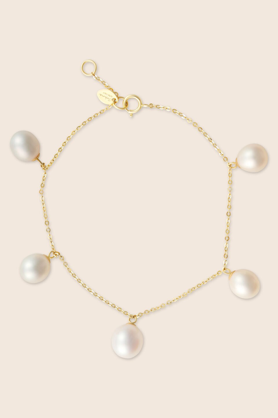 Lavita yellow gold oval dangling pearl bracelet